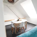 Hyper Centre , Climatise Appartement *