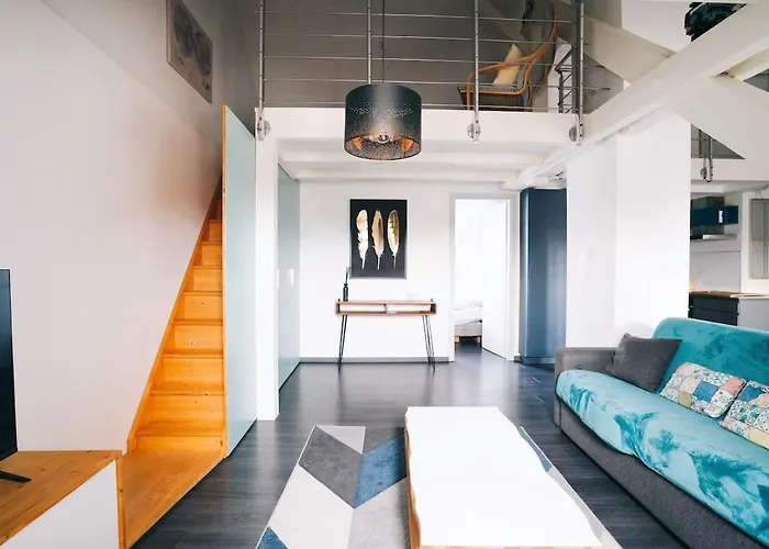 Hyper Center ,private Parking Appartamento *