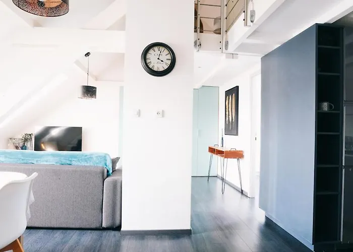 Hyper Center ,private Parking