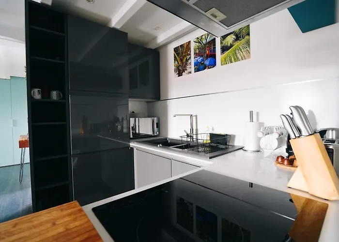 Hyper Center ,private Parking * Colmar