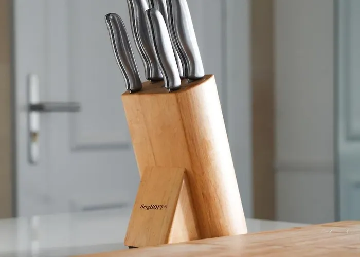 Hyper Center ,private Parking